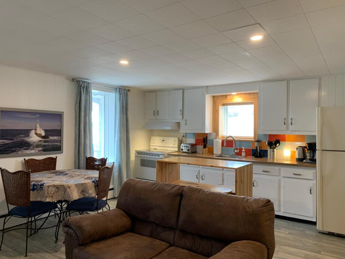 Appartement Chez Leon Grandes-Bergeronnes Exteriér fotografie