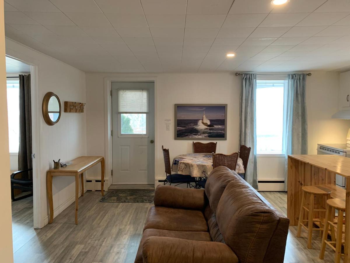 Appartement Chez Leon Grandes-Bergeronnes Exteriér fotografie